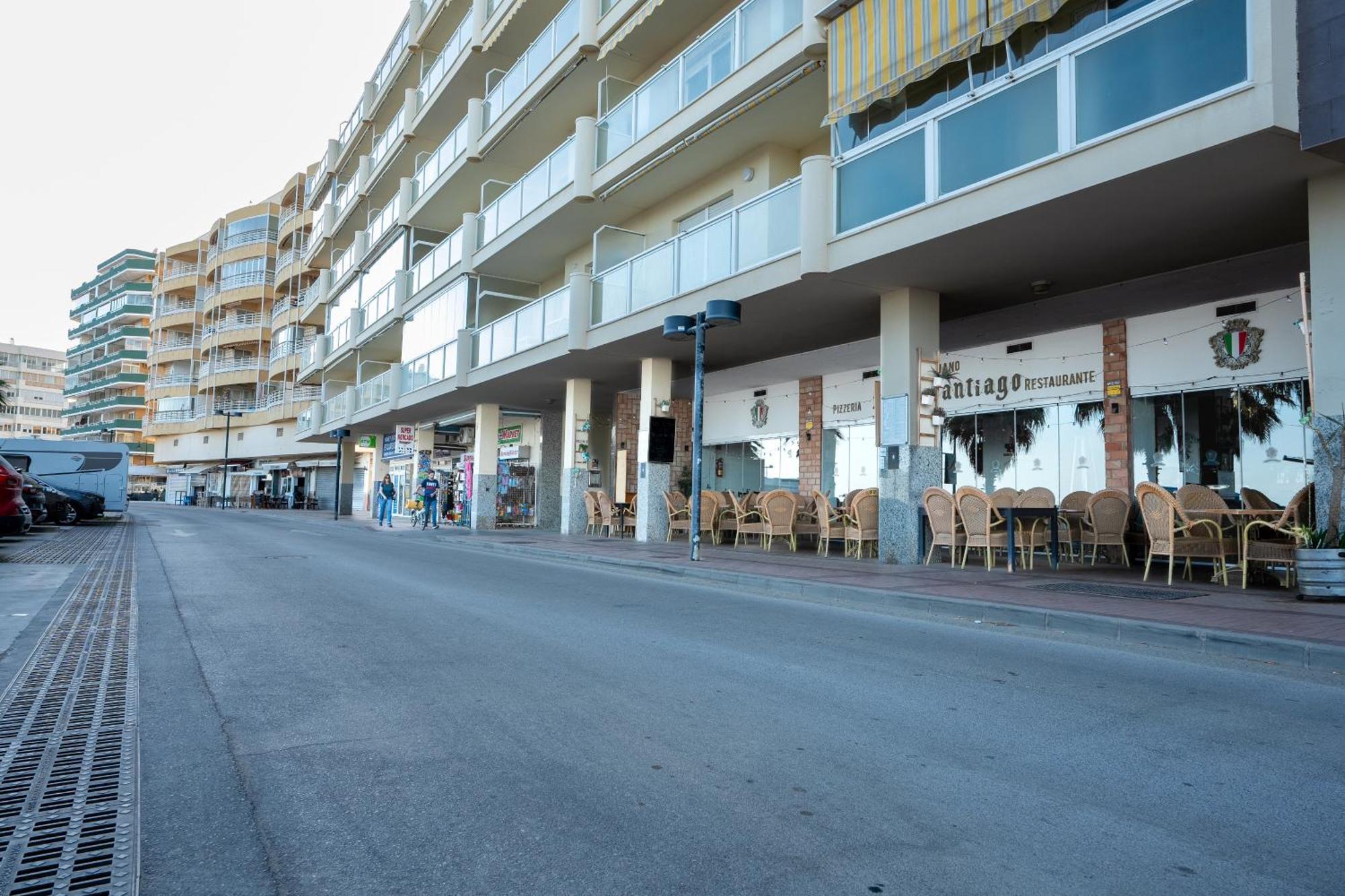Vistas Al Mar En Fuengirola Parkig Gratuito Apartamento Exterior foto